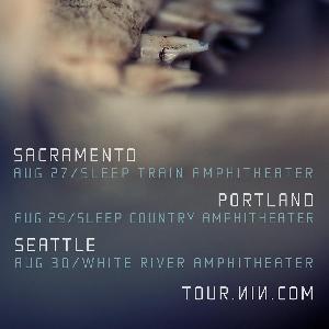 <a href='concert.php?concertid=985'>2014-08-27 - Sleep Train Amphitheatre - Sacramento</a>
